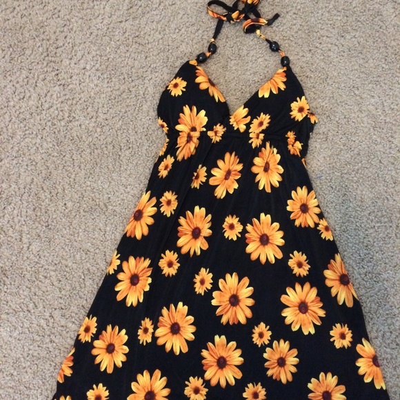 Sunflower Dress - Picture 3 of 3